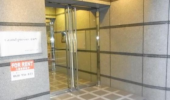 BluRock新宿河田町のロビー