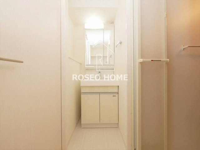 レオンコンフォート堀江公園の洗面所|同マンション別部屋：参考写真