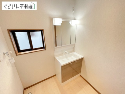【独立洗面台】 | ワイウッドコート上里町(七本木)第60期 【平屋】新築住宅 | ≪1号棟≫
現地(2026年1月撮影)
