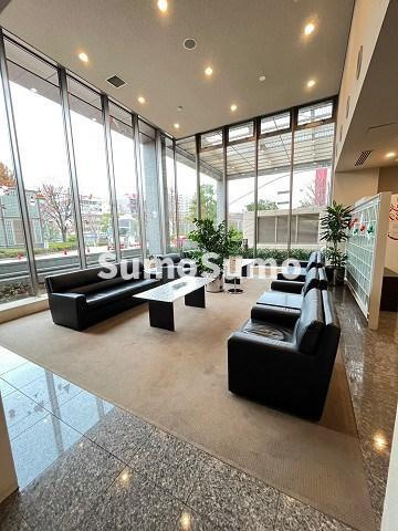 ラピタス31西宮のロビー