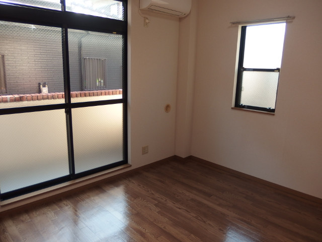 コーポ桜井Ａの居間・リビング