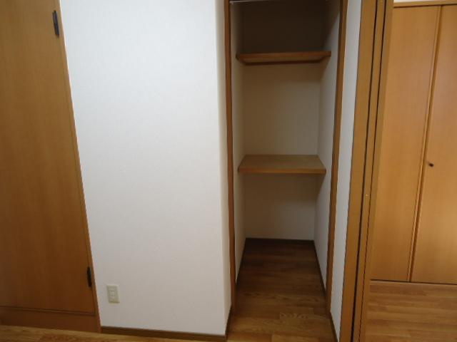 加古川市平岡町土山のアパートの収納|収納