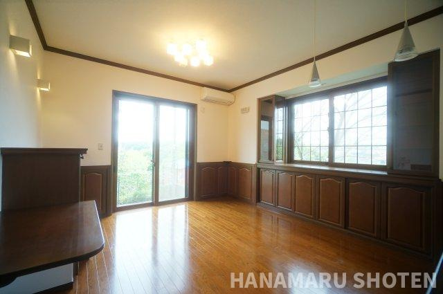 中古　千葉市花見川区長作町の居間・リビング|＊当日ご案内可＊ご希望の物件まとめてご案内！弊社が掲載していない物件でもOK♪お気軽にご相談ください ♪お電話でのお問合わせがスムーズ♪