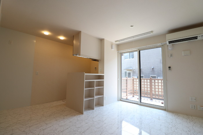 リヴェール美しが丘の内装|リビング１０．７帖