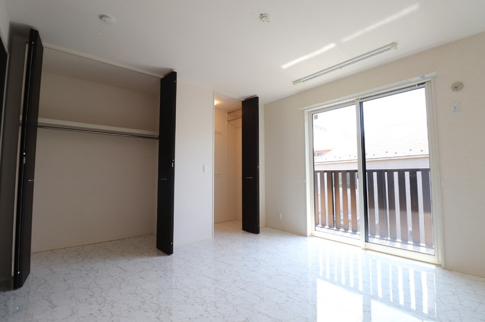 リヴェール美しが丘の洋室|洋室８帖