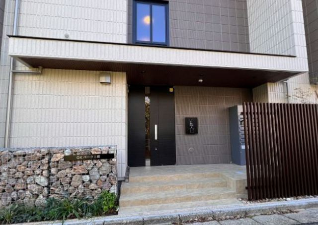 ＧＫパーク三郷のエントランス|★オートロック付きエントランス★