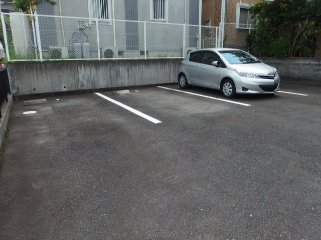 コーポＳＡＫＡＩの駐車場