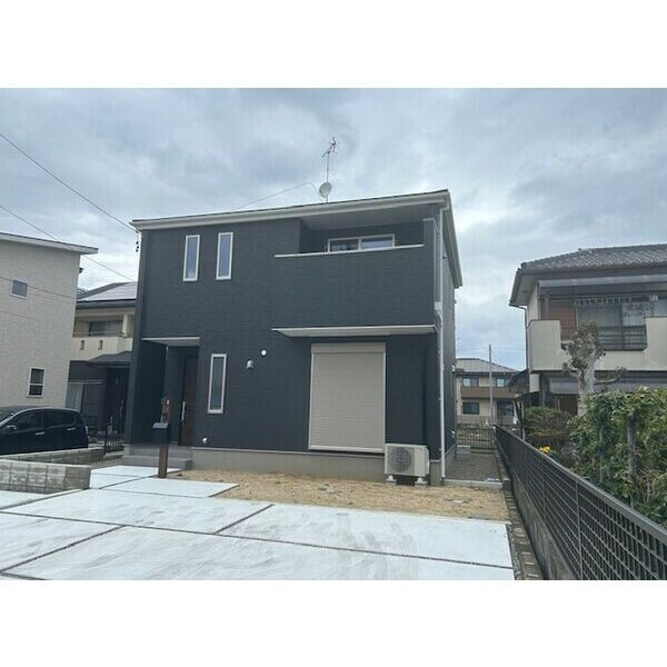 リーブルファイン坂左右町2の外観