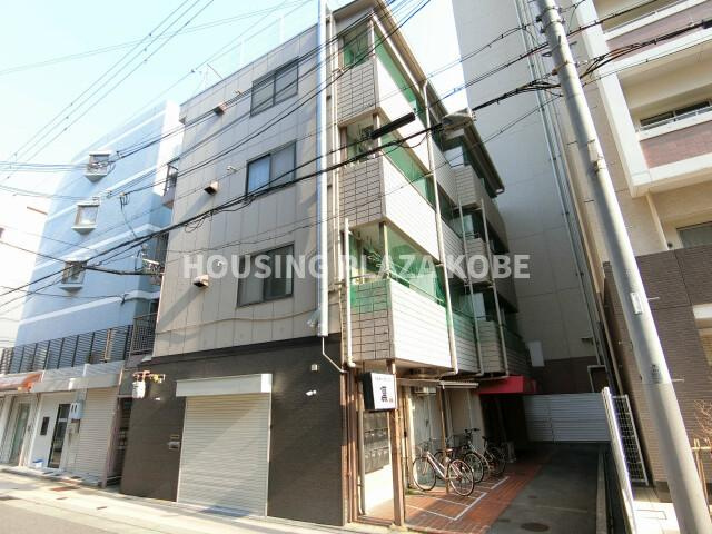 サンビレッジ板宿の外観