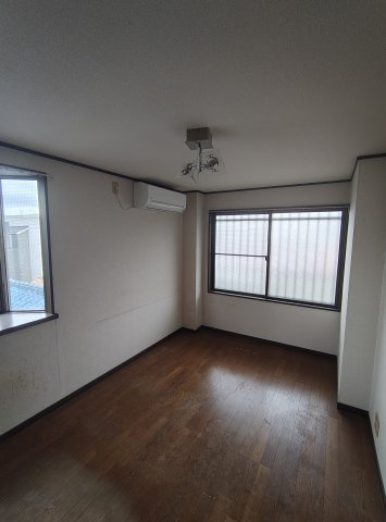 グランディア旗塚通の収納