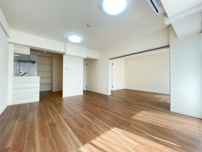 【居間・リビング】