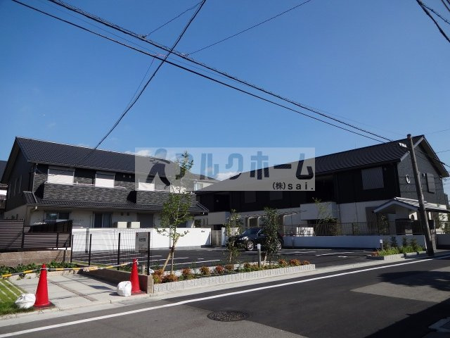 シャーメゾンヴィルヌーブの外観