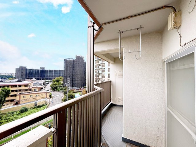 市ドリームハイツ三号棟のバルコニー|◆日当たり良好なバルコニー！毎日のお洗濯にも嬉しいですね！
