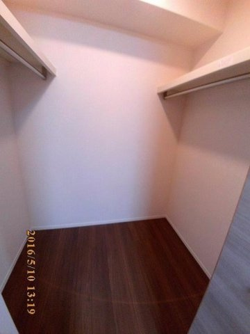 ロイヤルビューの収納|ウォークインクローゼット