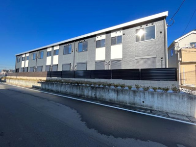 【外観】 | ウォーターミル十一番館 | 外観写真（昼）