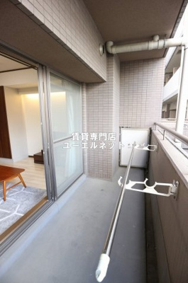 【バルコニー】 | アスール江坂 | 風が吹き抜けます