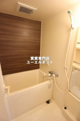 【浴室】 | アスール江坂 | ゆったりとしたバスルーム