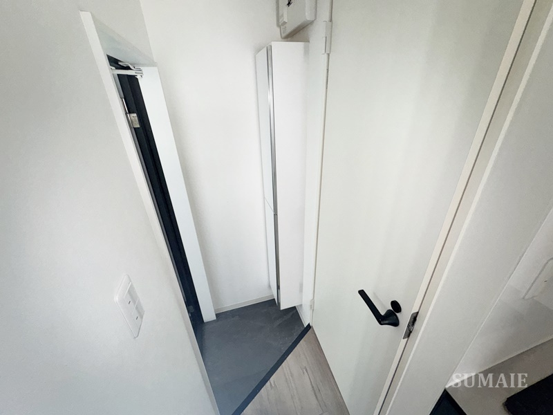 レピュア蓮根レジデンス　ＥＡＳＴの玄関|玄関です