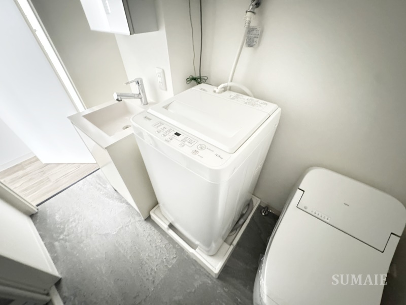 レピュア蓮根レジデンス　ＥＡＳＴの設備|洗濯機です