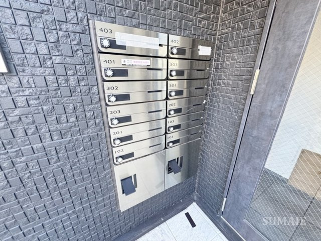 レピュア蓮根レジデンス　ＥＡＳＴのその他共用部分|集合ポストです