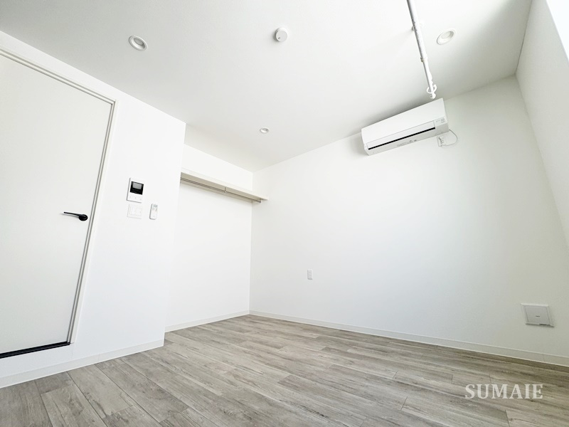 レピュア蓮根レジデンス　ＥＡＳＴの寝室|洋室です