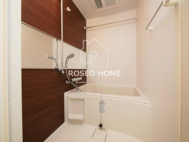 レオンコンフォート九条ガレリアの浴室|同マンション別部屋：参考写真