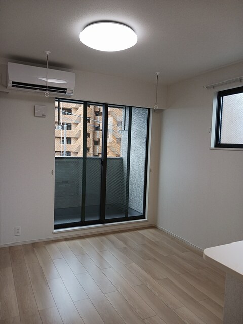 メゾンパンタネールの居間・リビング