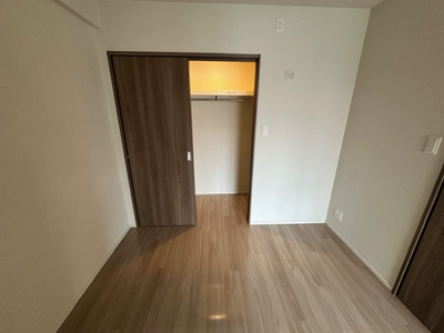 【洋室】 | エスリード小阪ミッドゲート