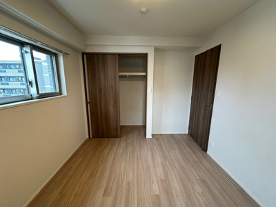 【洋室】 | エスリード小阪ミッドゲート