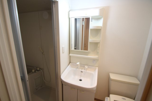 ＥＡＳＴ ＢＬＵＥ ＳＵＷＡ‘08の独立洗面台