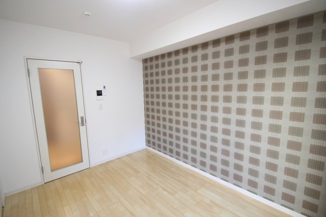 ＥＡＳＴ ＢＬＵＥ ＳＵＷＡ‘08の洋室