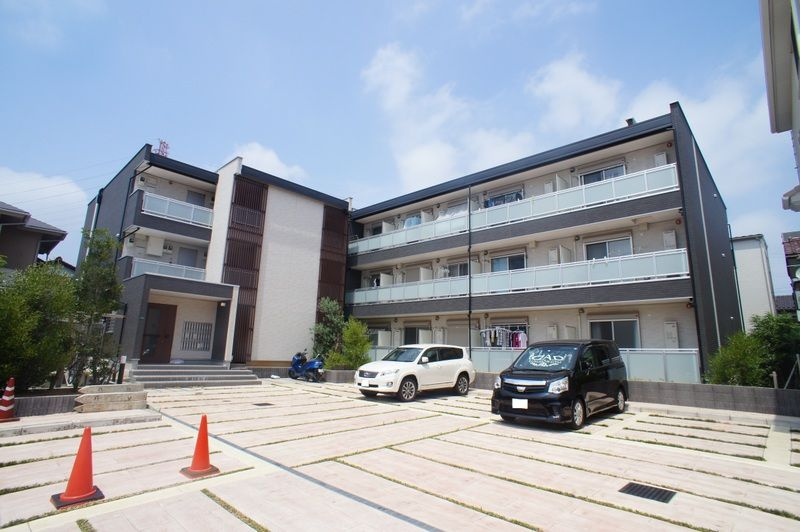 リブリ・もちの木