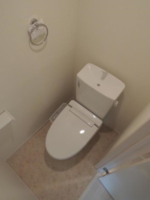 【トイレ】 | ザ・コートハウス十条Ⅱ | シンプルで使いやすいトイレです