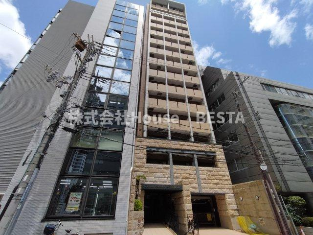 プレサンス三宮花時計前の外観