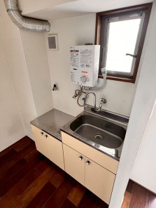 大津市一里山６丁目の店舗事務所のキッチン