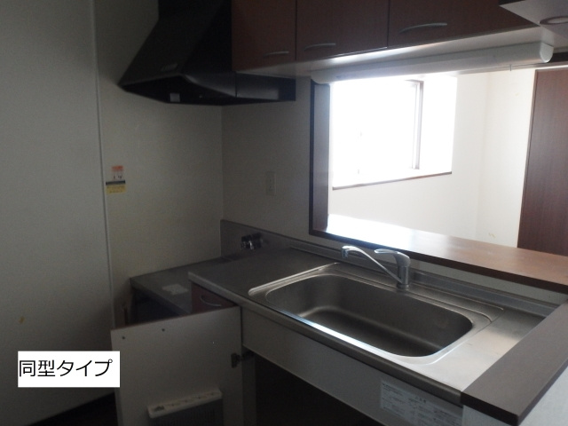 ｐｏｇｇｉｏ　ａｌ　ｓｏｌｅ　ｑｕａｔｔｒｏのキッチン