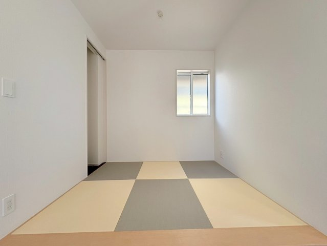 ブルーミングガーデン　江南市飛高町門野　全1区画分譲の和室|タタミコーナーはお子様のお昼寝や遊び場、寝室としてもご利用いただけます。