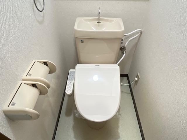 ビエンフェオークラのトイレ|シャワー付トイレ