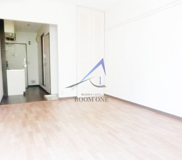 ウィスタリアの居間・リビング|洋室のお部屋です。