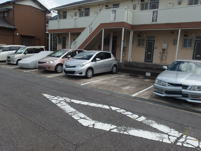 エクシィヴ大樹Ⅰの駐車場
