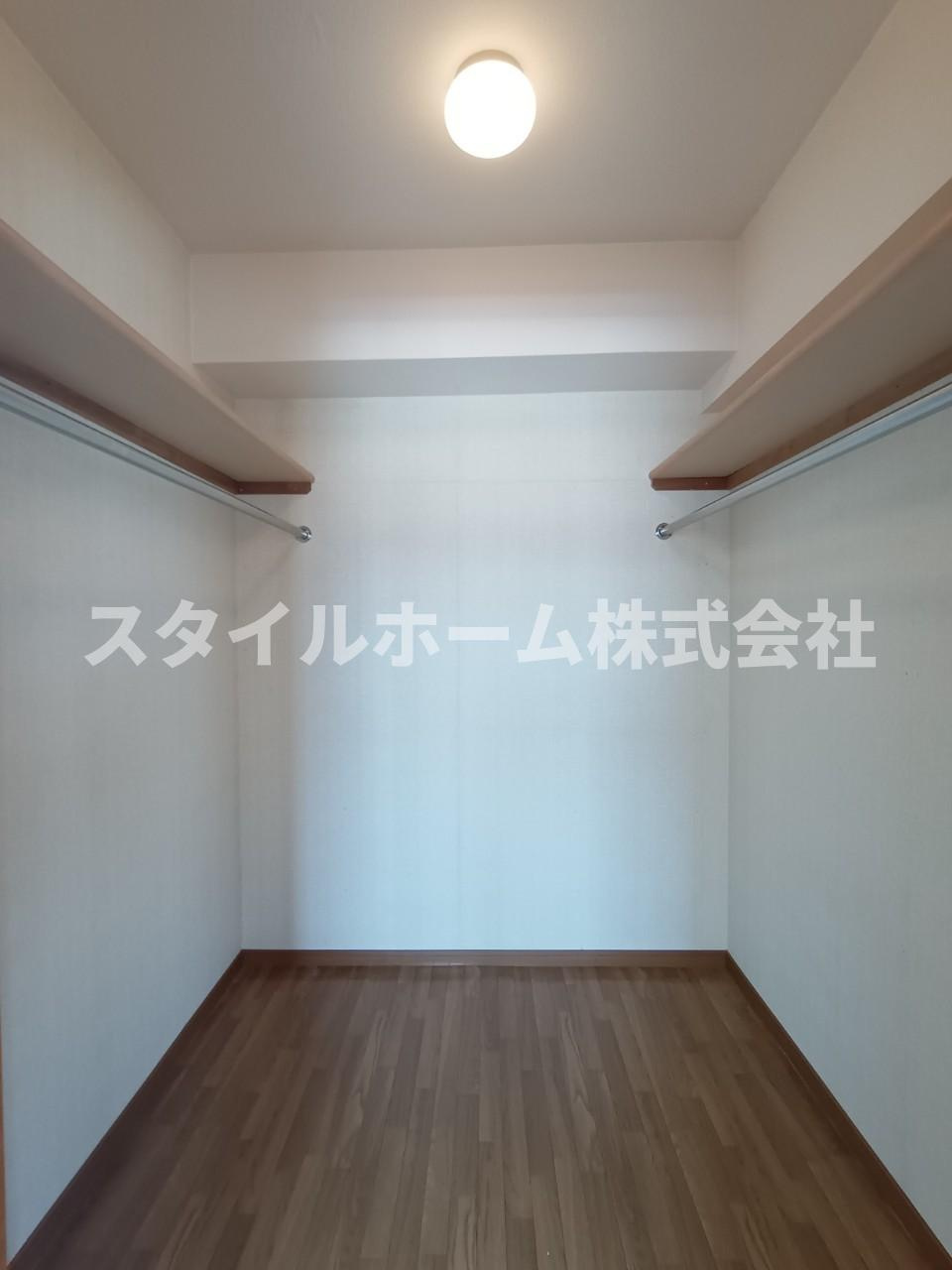 ベルドミール豊川の収納|同建物内別部屋の写真です。