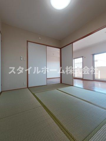 ベルドミール豊川の和室|同建物内別部屋の写真です。