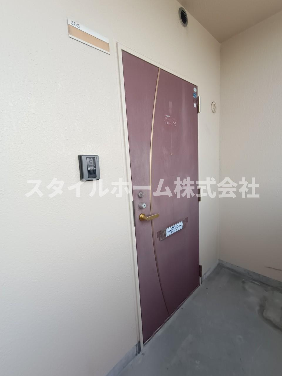 ベルドミール豊川の設備|同建物内別部屋の写真です。