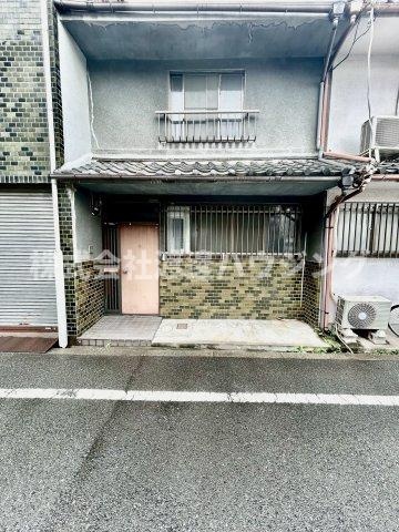 三軒家西2丁目貸家の外観