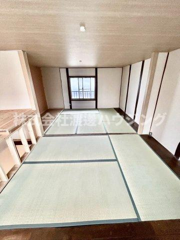 三軒家西2丁目貸家の寝室