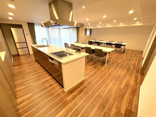 ジオ北千里藤白台B棟　8階のその他共用部分|【充実の共用部分】パーティルーム