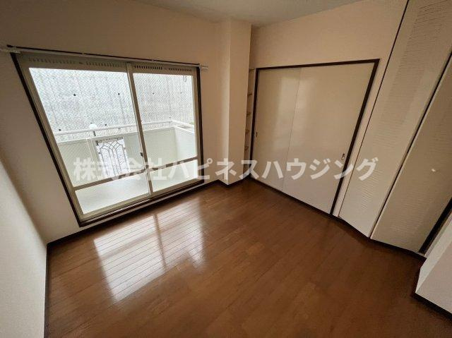 ガーデンビレッジ柏3号棟の洋室