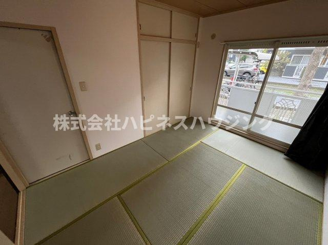 ガーデンビレッジ柏3号棟の和室