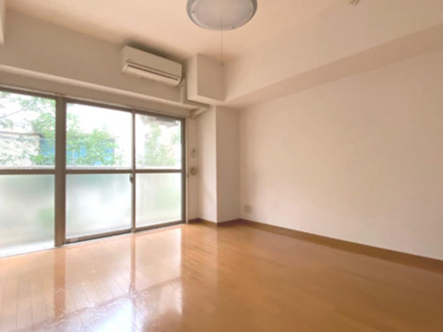 【洋室】 | ヴェリテ有賀