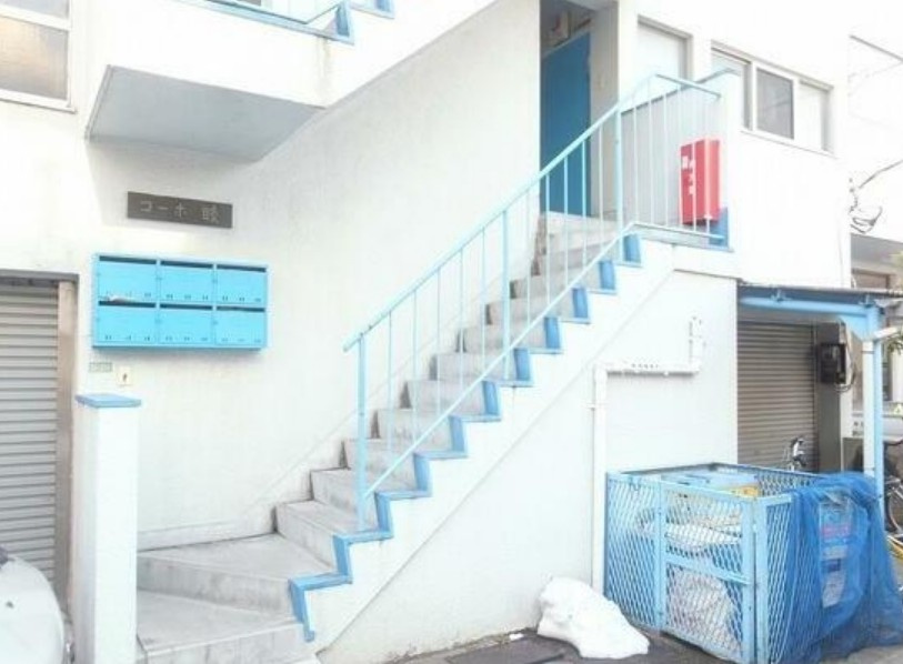 【エントランス】